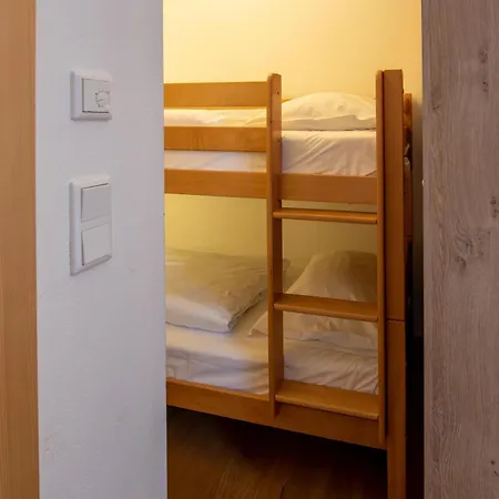 Duxeranger E 2 Lägenhet *